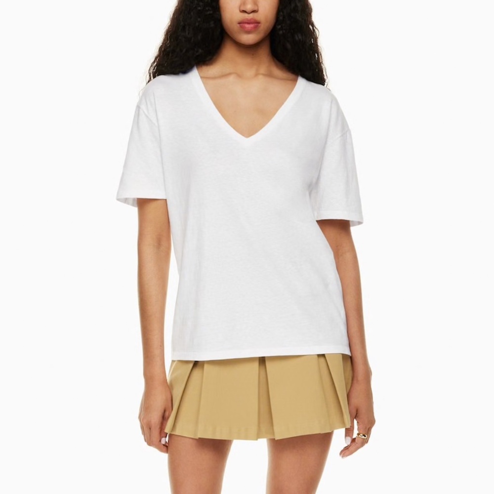 ISO Aritzia Wilfred Free Draven T-Shirt in White NWT Size Large
